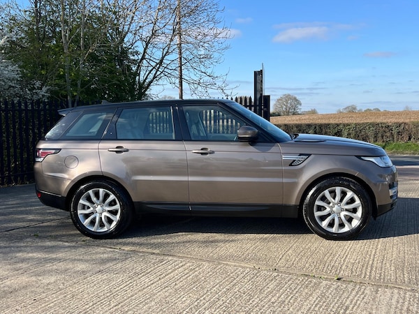 Used Land Rover Range Rover Sport 2015 for sale - 74323787: Photo 11