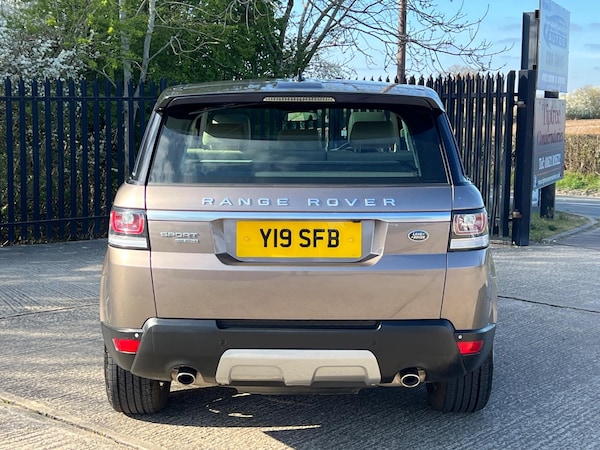 Used Land Rover Range Rover Sport 2015 for sale - 74323787: Photo 14