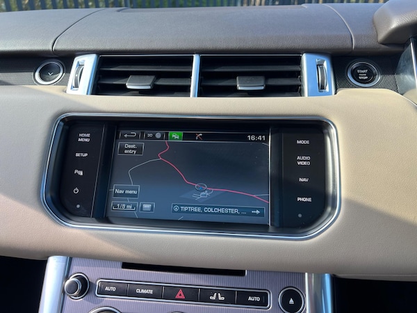 Used Land Rover Range Rover Sport 2015 for sale - 74323787: Photo 8