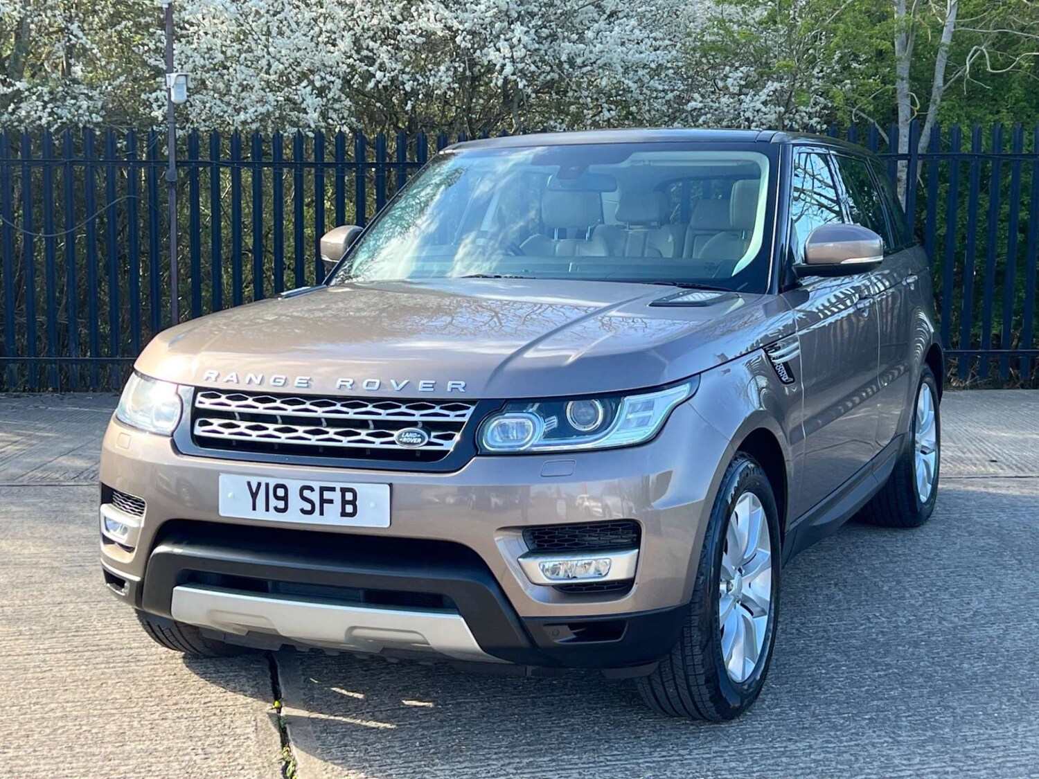 Used Land Rover Range Rover Sport 2015 for sale - 77350997: Photo 17