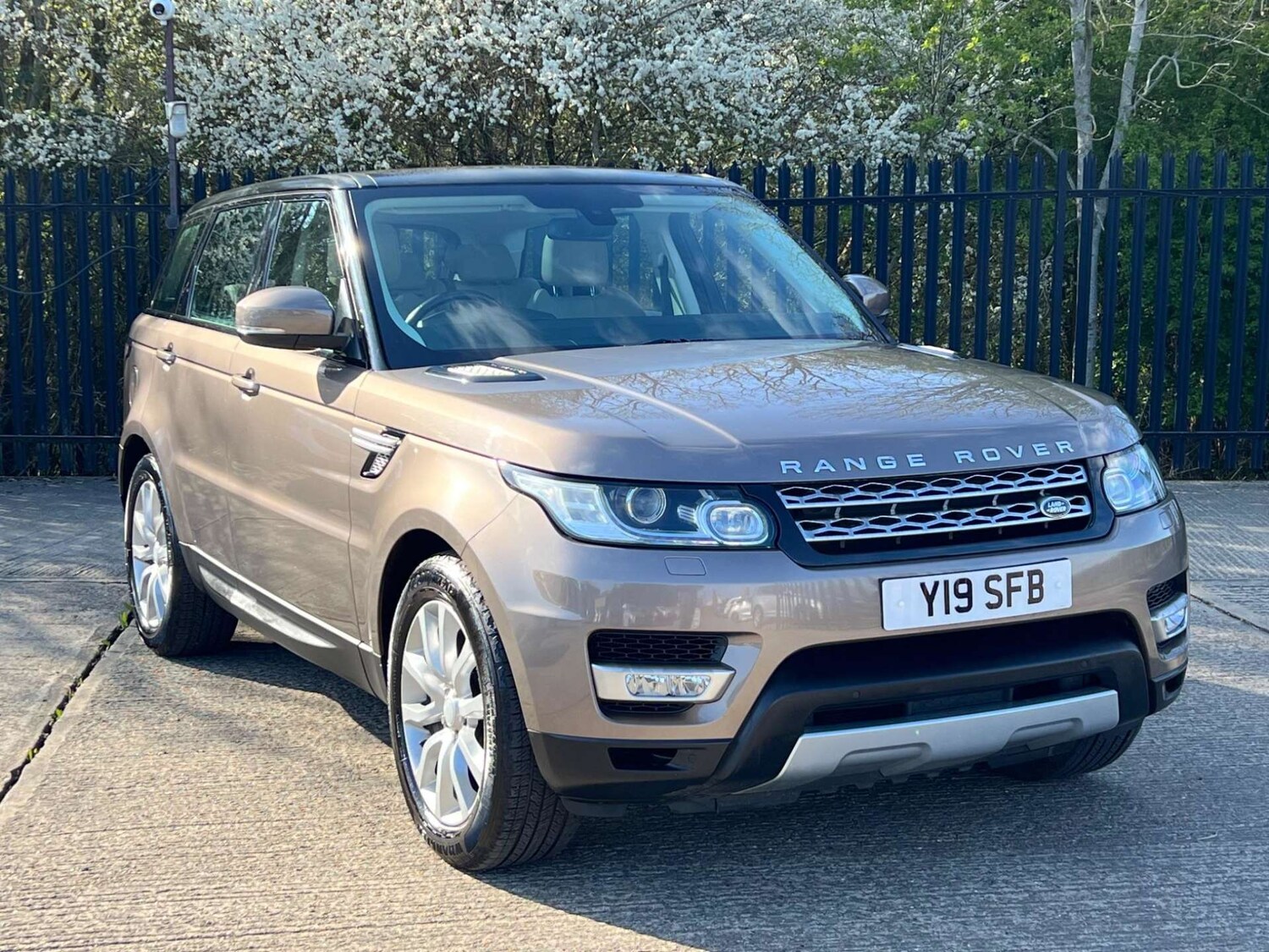 Used Land Rover Range Rover Sport 2015 for sale - 77350997: Photo 19