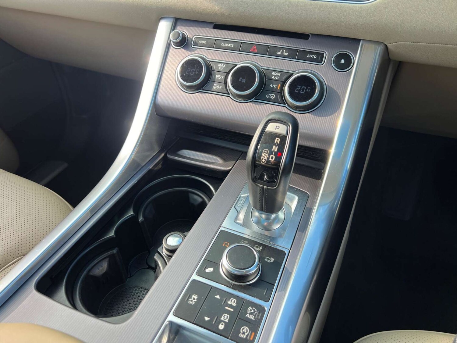 Used Land Rover Range Rover Sport 2015 for sale - 77350997: Photo 27