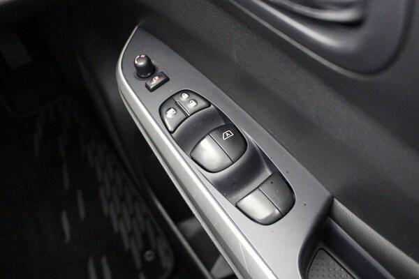 Used Nissan Navara 2021 for sale - 75629544: Photo 27