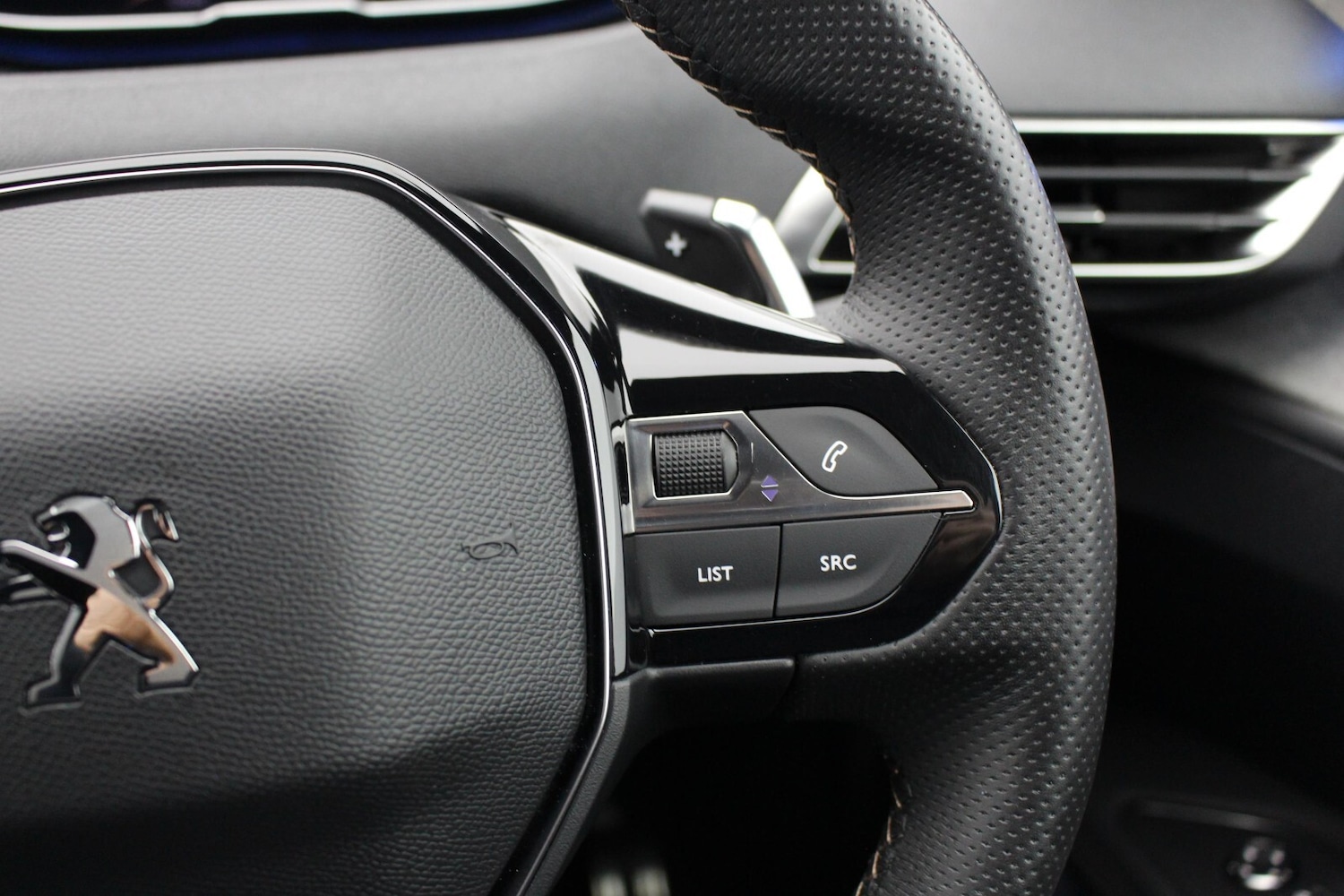 Used Peugeot 3008 2023 for sale - 75992908: Photo 18