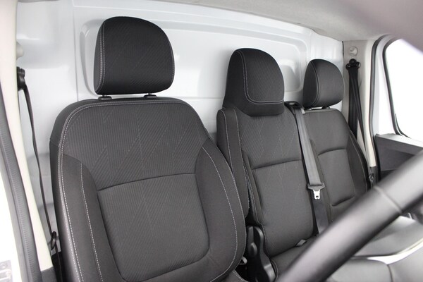 Used Nissan Primastar 2023 for sale - 76302298: Photo 9