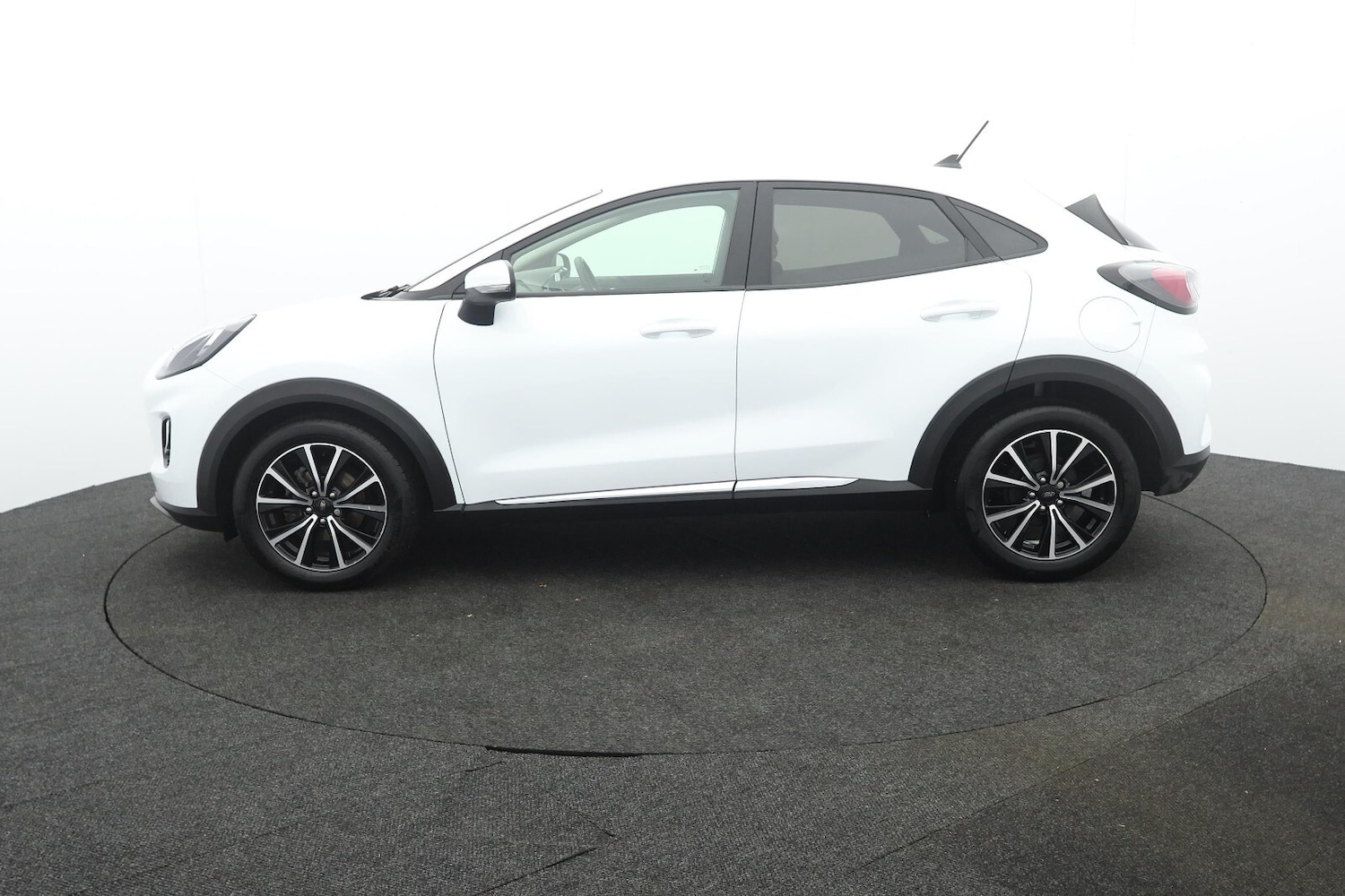 Used Ford Puma 2023 for sale - 76971445: Photo 32