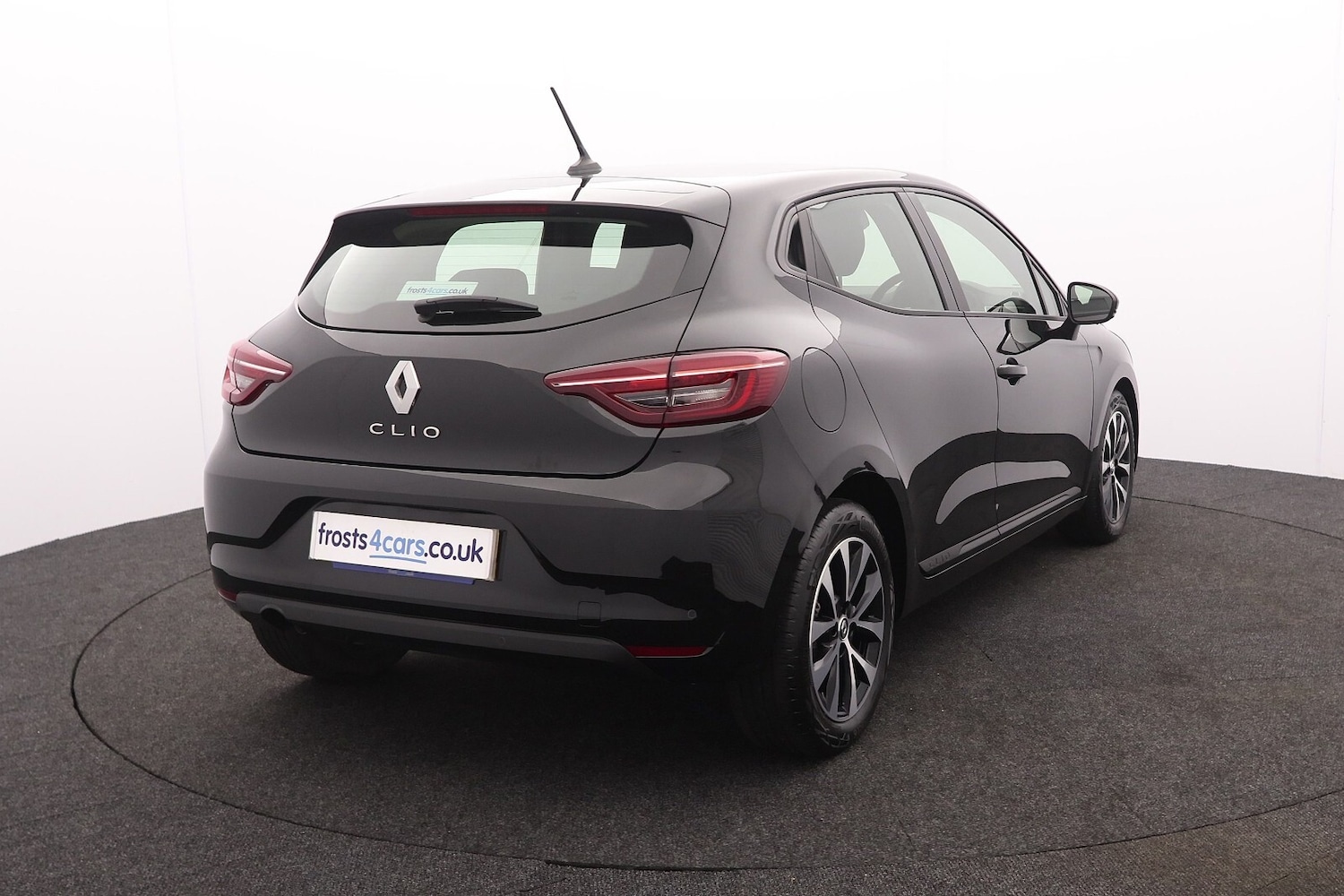 Used Renault Clio 2023 for sale - 76479644: Photo 3