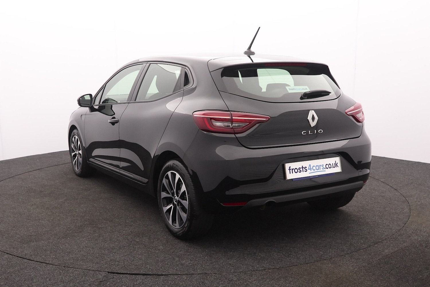 Used Renault Clio 2023 for sale - 76479644: Photo 32