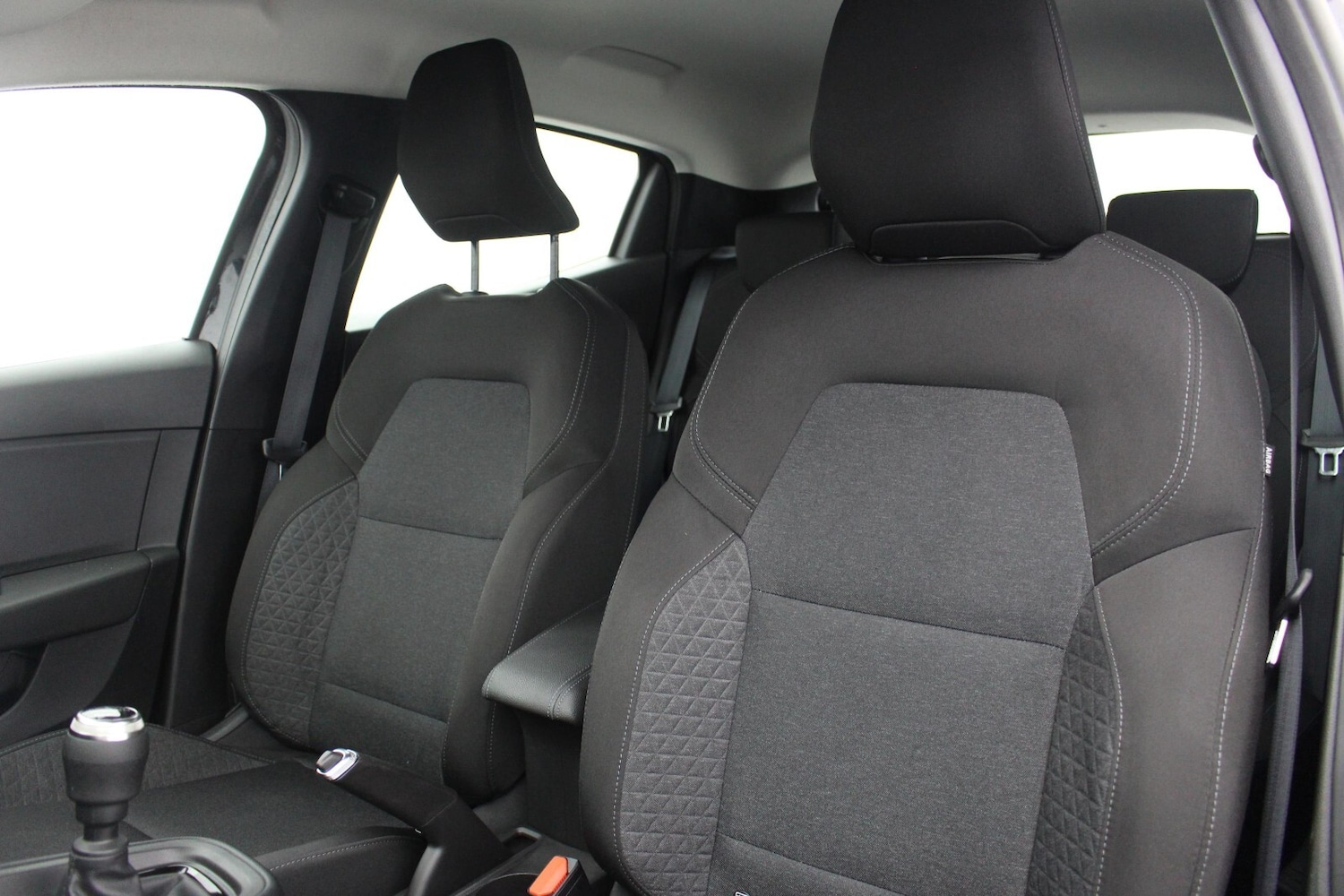 Used Renault Clio 2023 for sale - 76479644: Photo 7