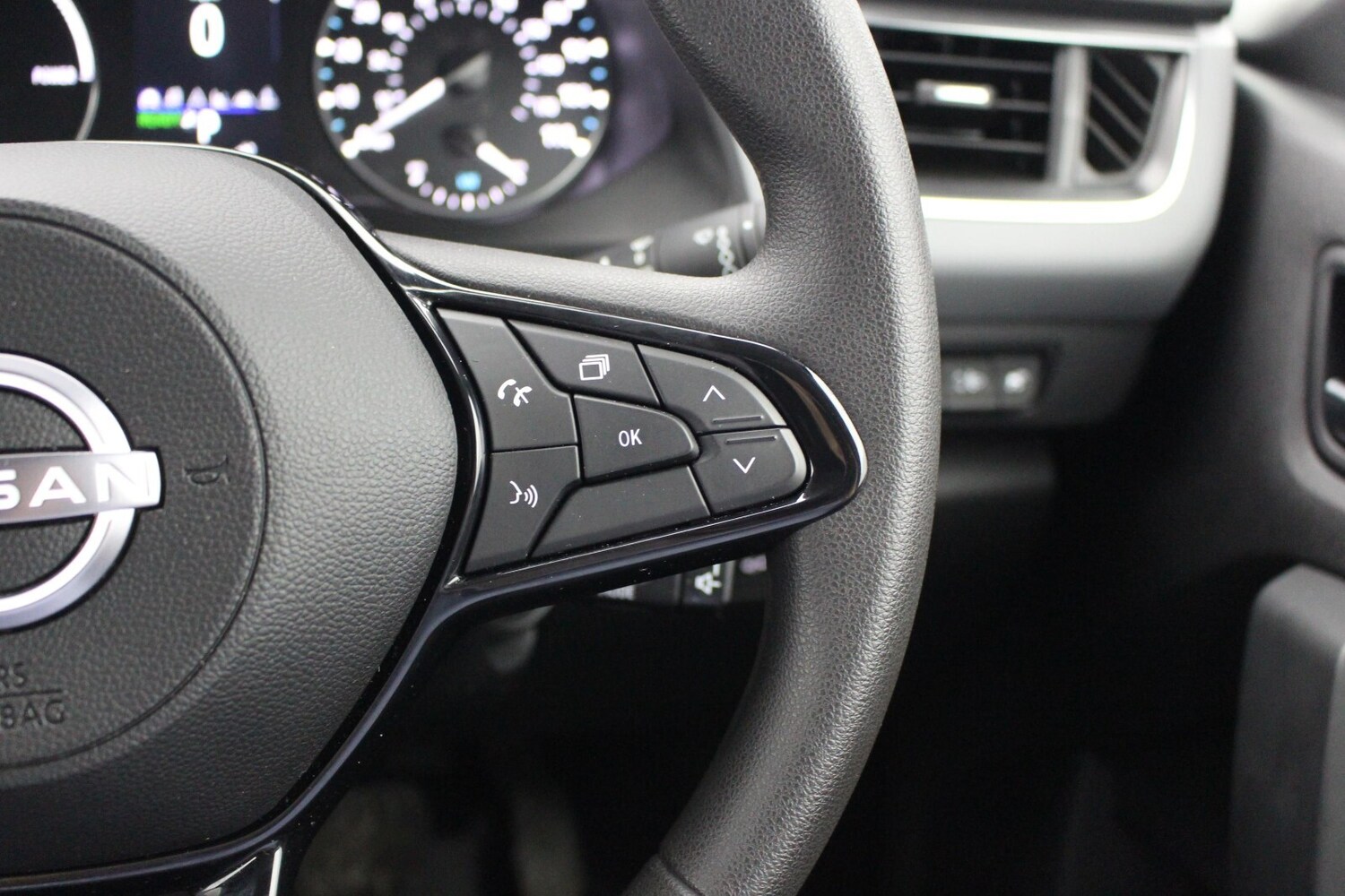 Used Nissan Other 2024 for sale - 75992800: Photo 25