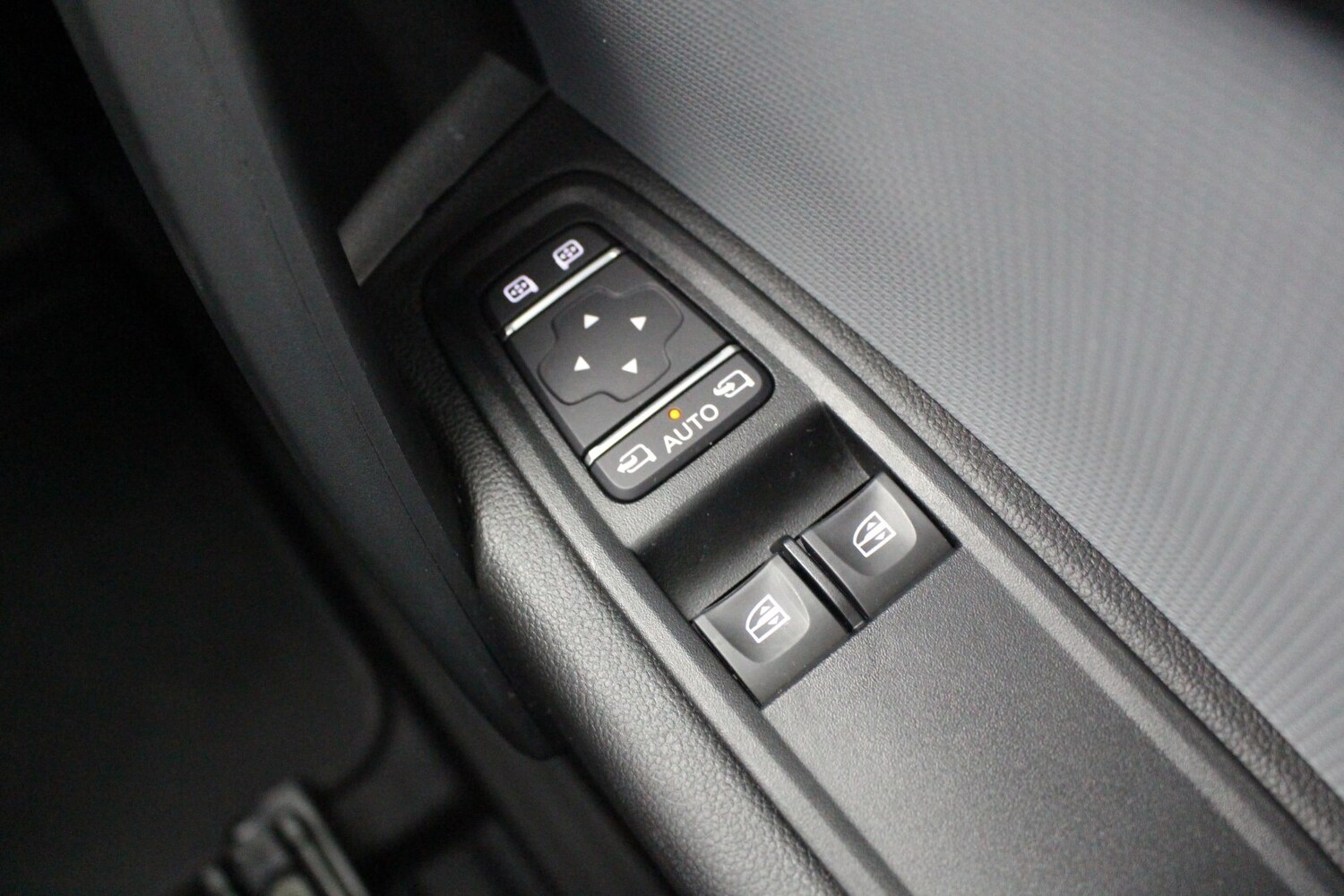 Used Nissan Other 2024 for sale - 75992800: Photo 27