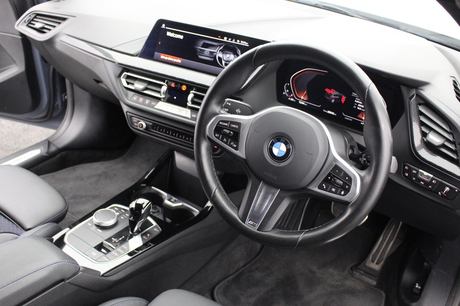 Used BMW 1 Series 2023 for sale - 76393575: Photo 9