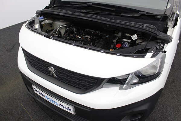 Used Peugeot Partner 2022 for sale - 75984713: Photo 39