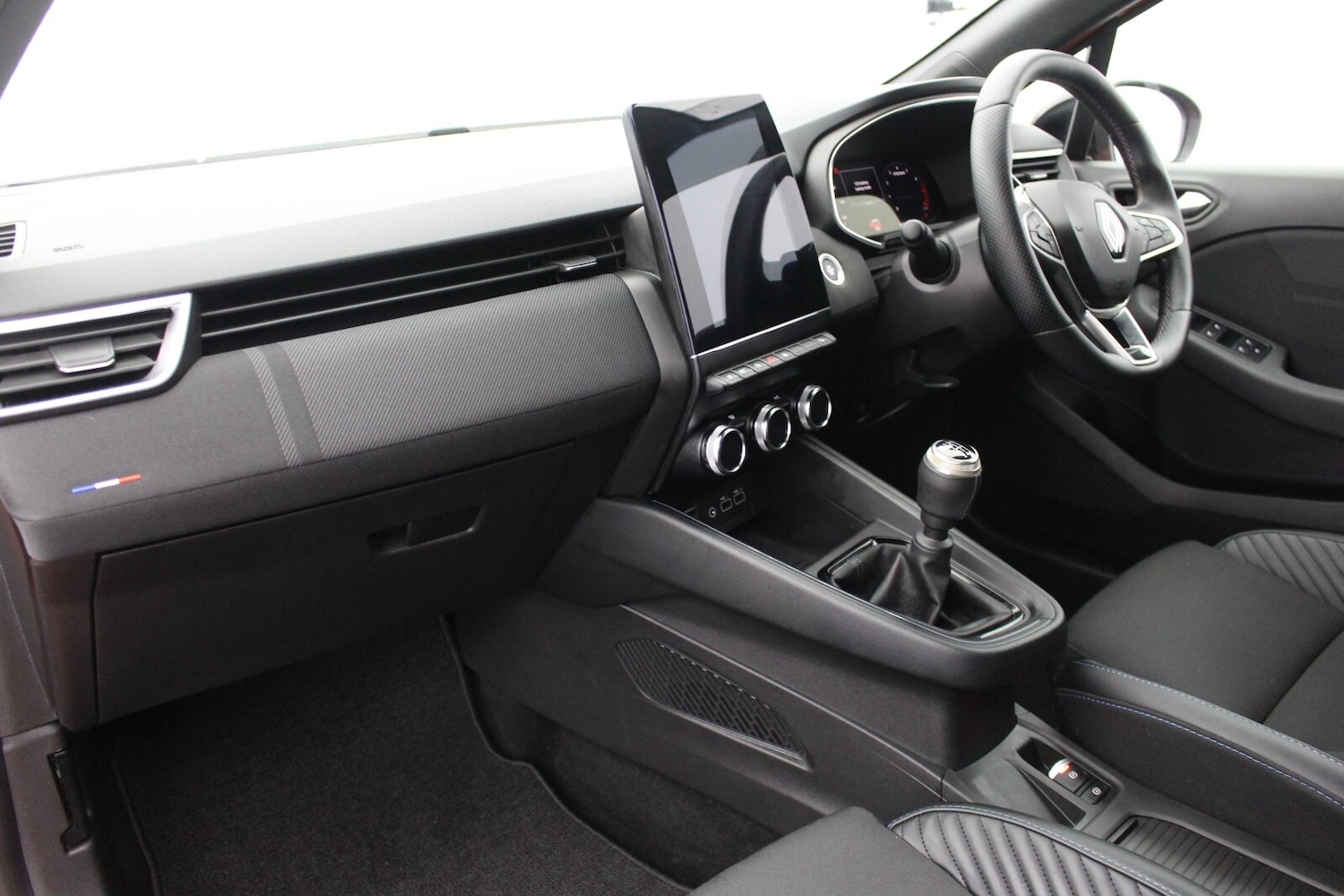 Used Renault Clio 2024 for sale - 77224903: Photo 6