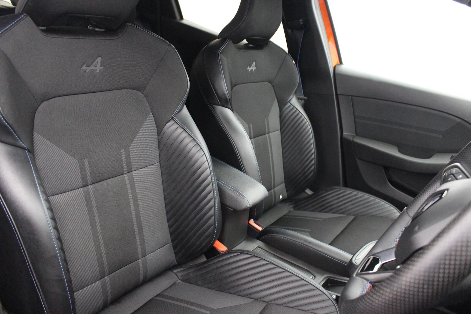 Used Renault Clio 2024 for sale - 77224903: Photo 8