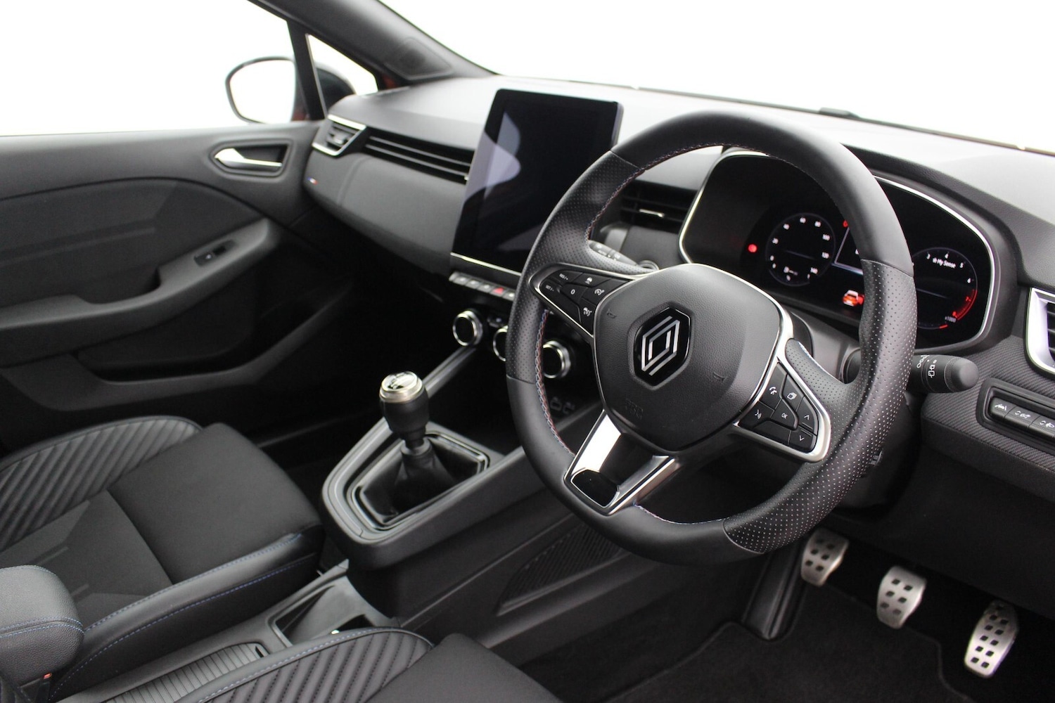 Used Renault Clio 2024 for sale - 77224903: Photo 9