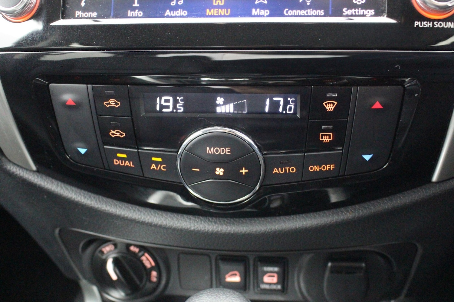 Used Nissan Navara 2021 for sale - 78022191: Photo 20