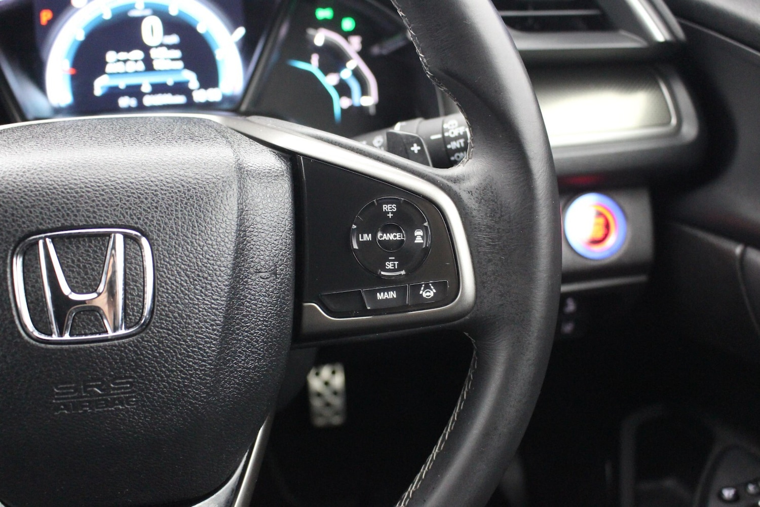 Used Honda Civic 2018 for sale - 76161345: Photo 21