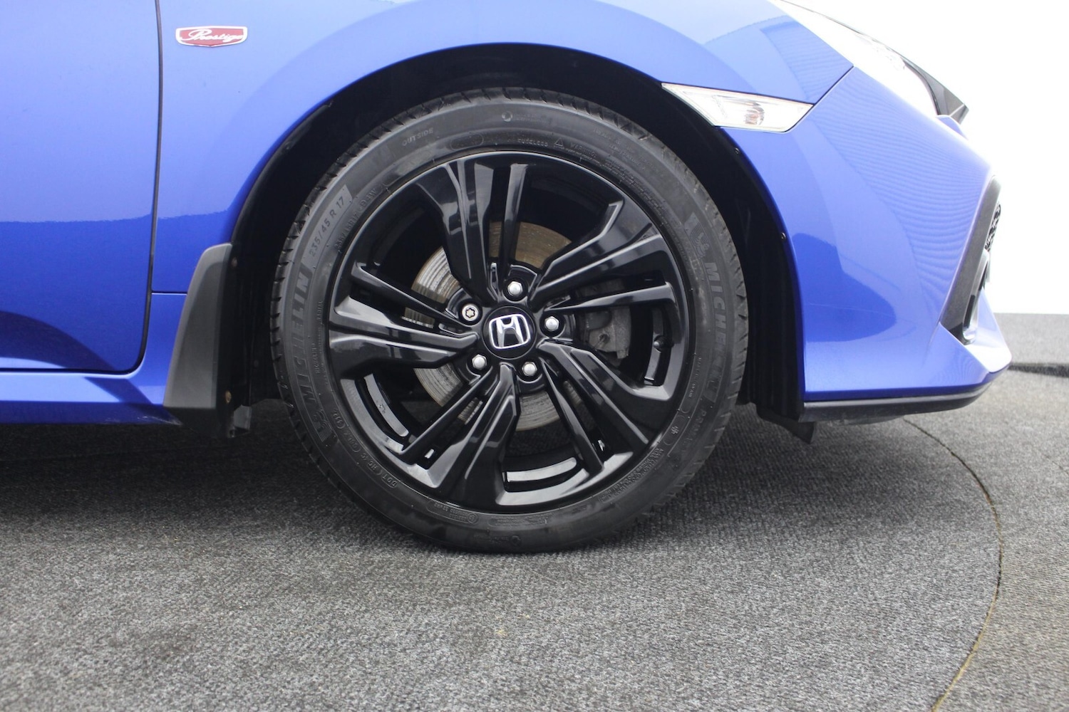 Used Honda Civic 2018 for sale - 76161345: Photo 44