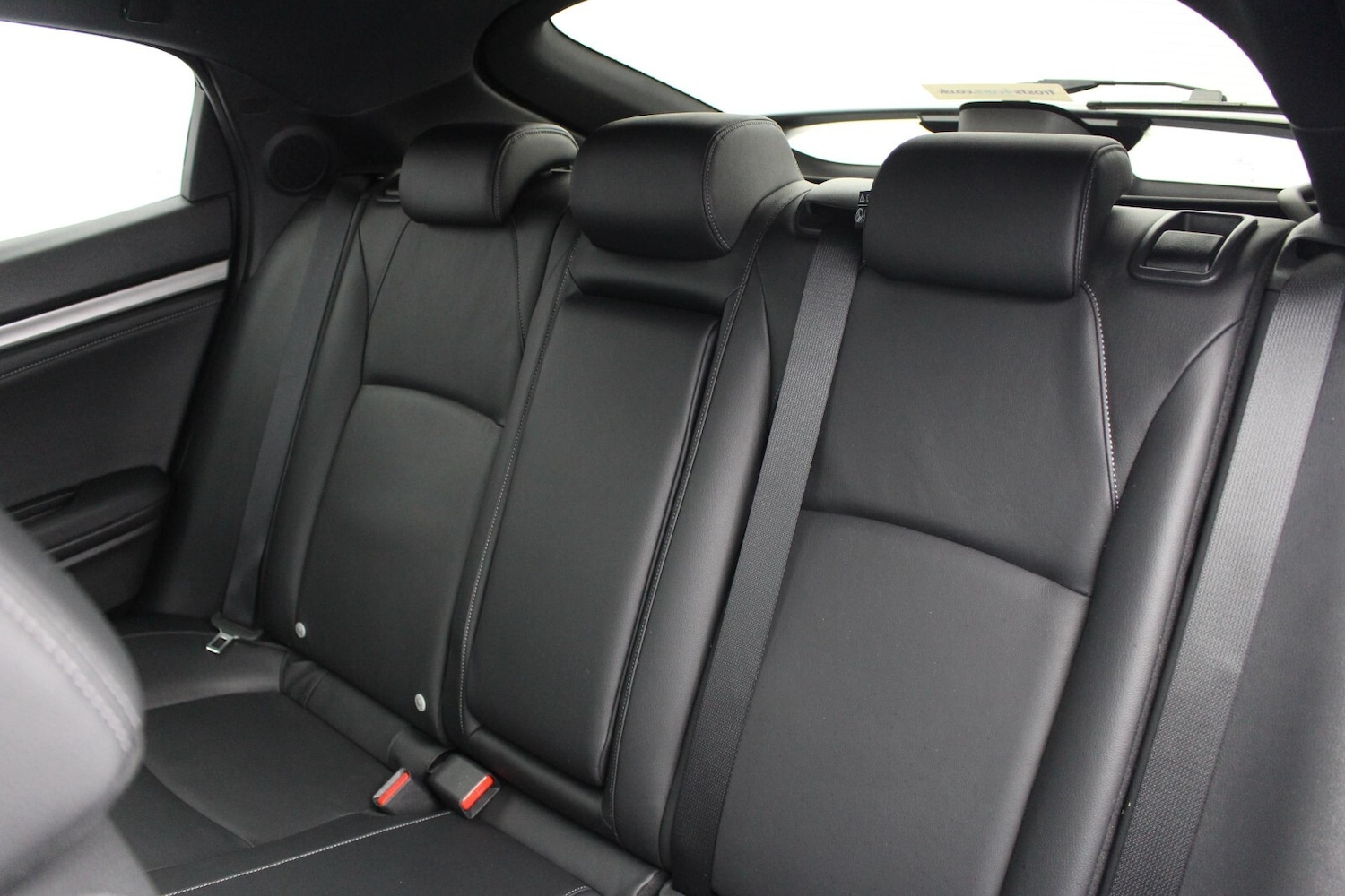 Used Honda Civic 2018 for sale - 76161345: Photo 8