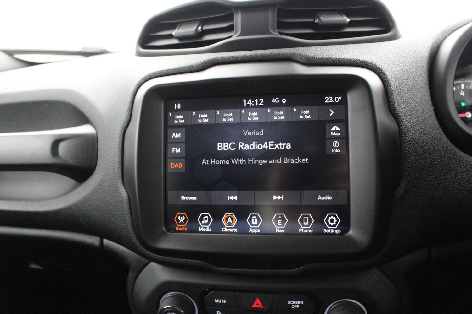 Used Jeep Renegade 2021 for sale - 78198892: Photo 13