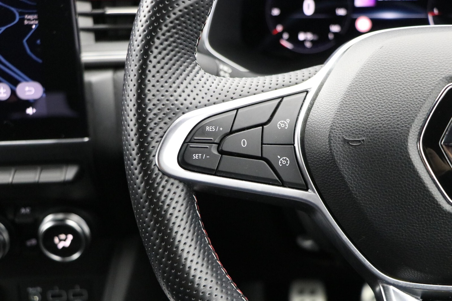 Used Renault Captur 2022 for sale - 77640661: Photo 16