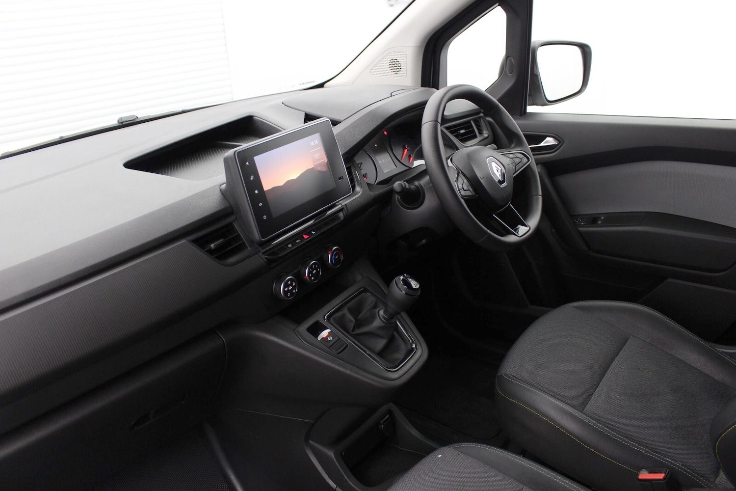 Used Renault Kangoo 2024 for sale - 77210144: Photo 6