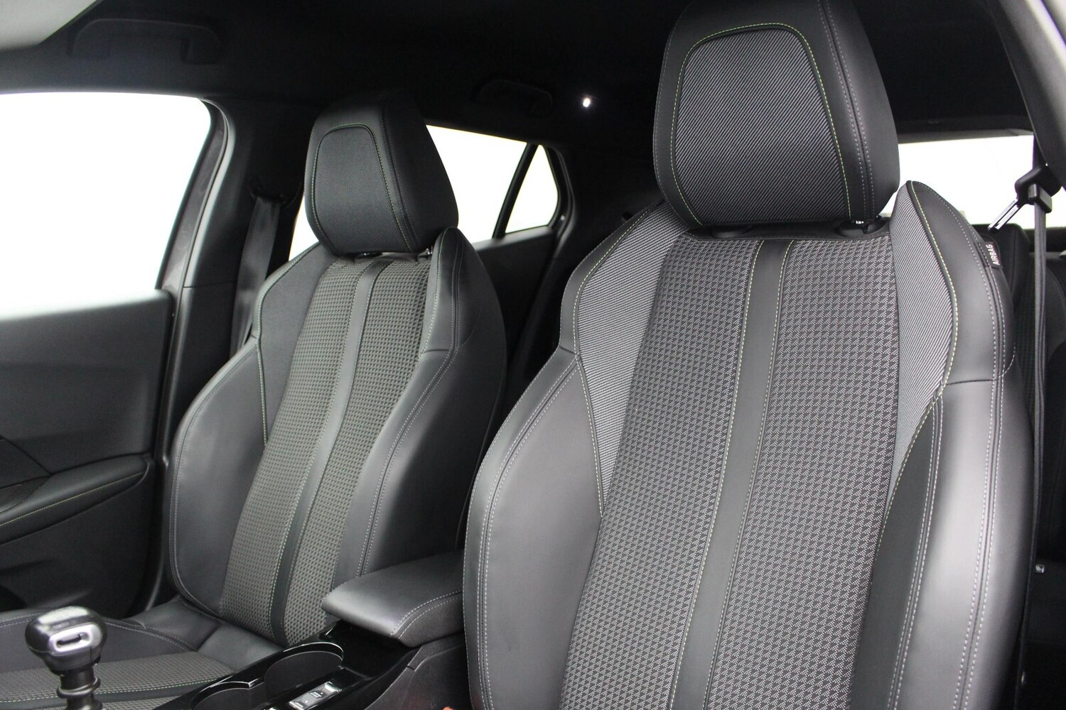 Used Peugeot 2008 2021 for sale - 75996815: Photo 7