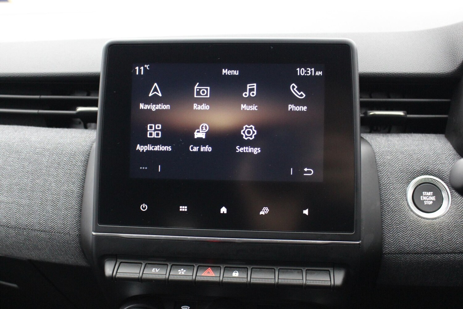 Used Renault Clio 2024 for sale - 76272991: Photo 14