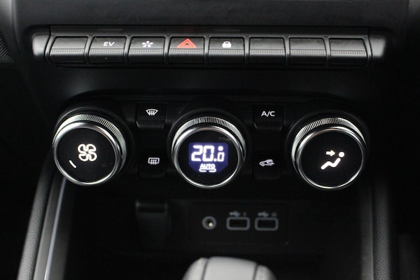 Used Renault Clio 2024 for sale - 76272991: Photo 16