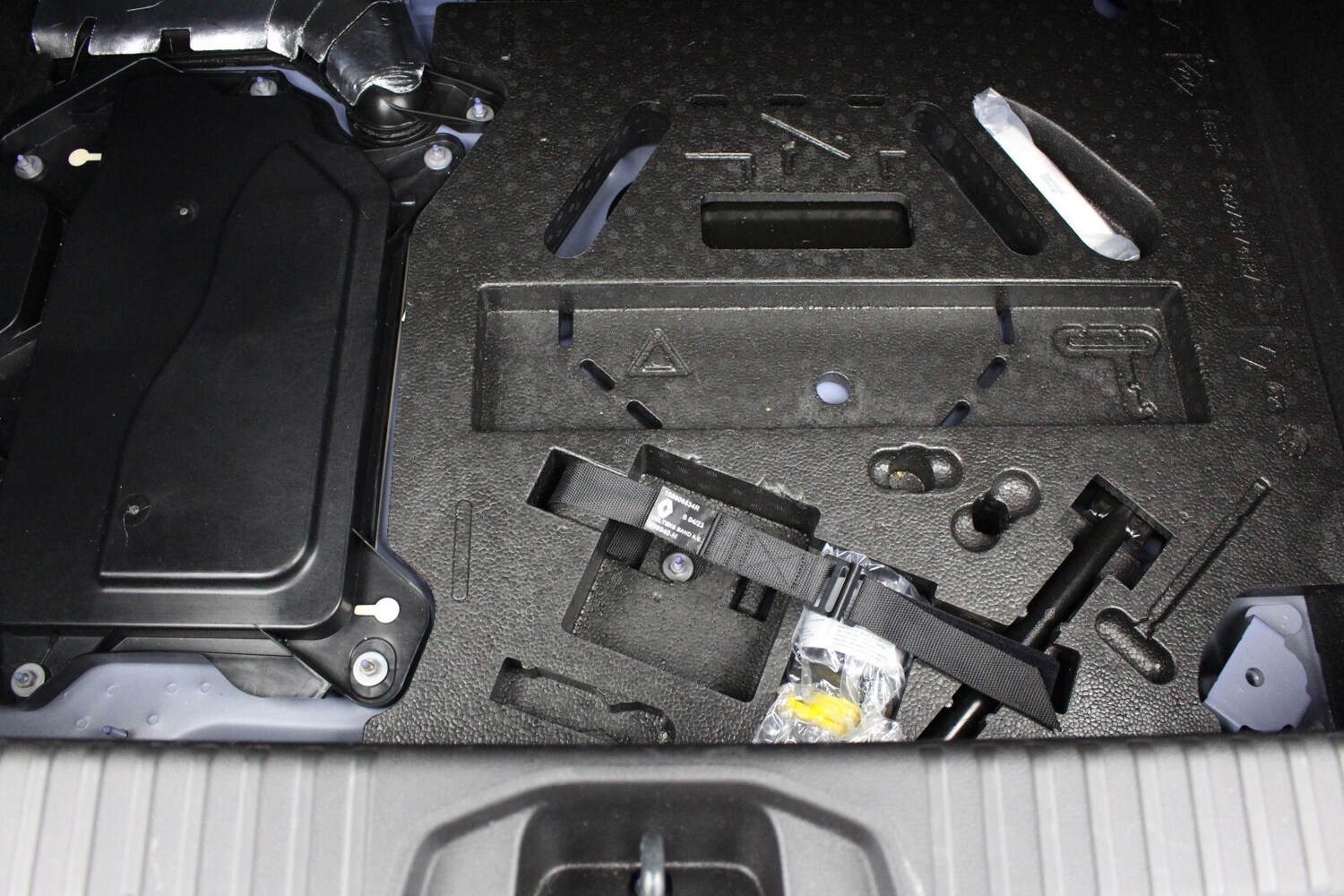 Used Renault Clio 2024 for sale - 76272991: Photo 33