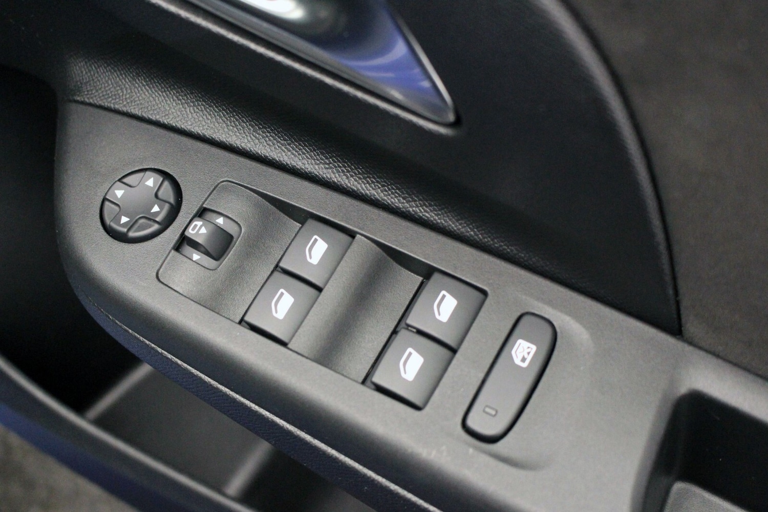 Used Vauxhall Corsa 2024 for sale - 76229228: Photo 25