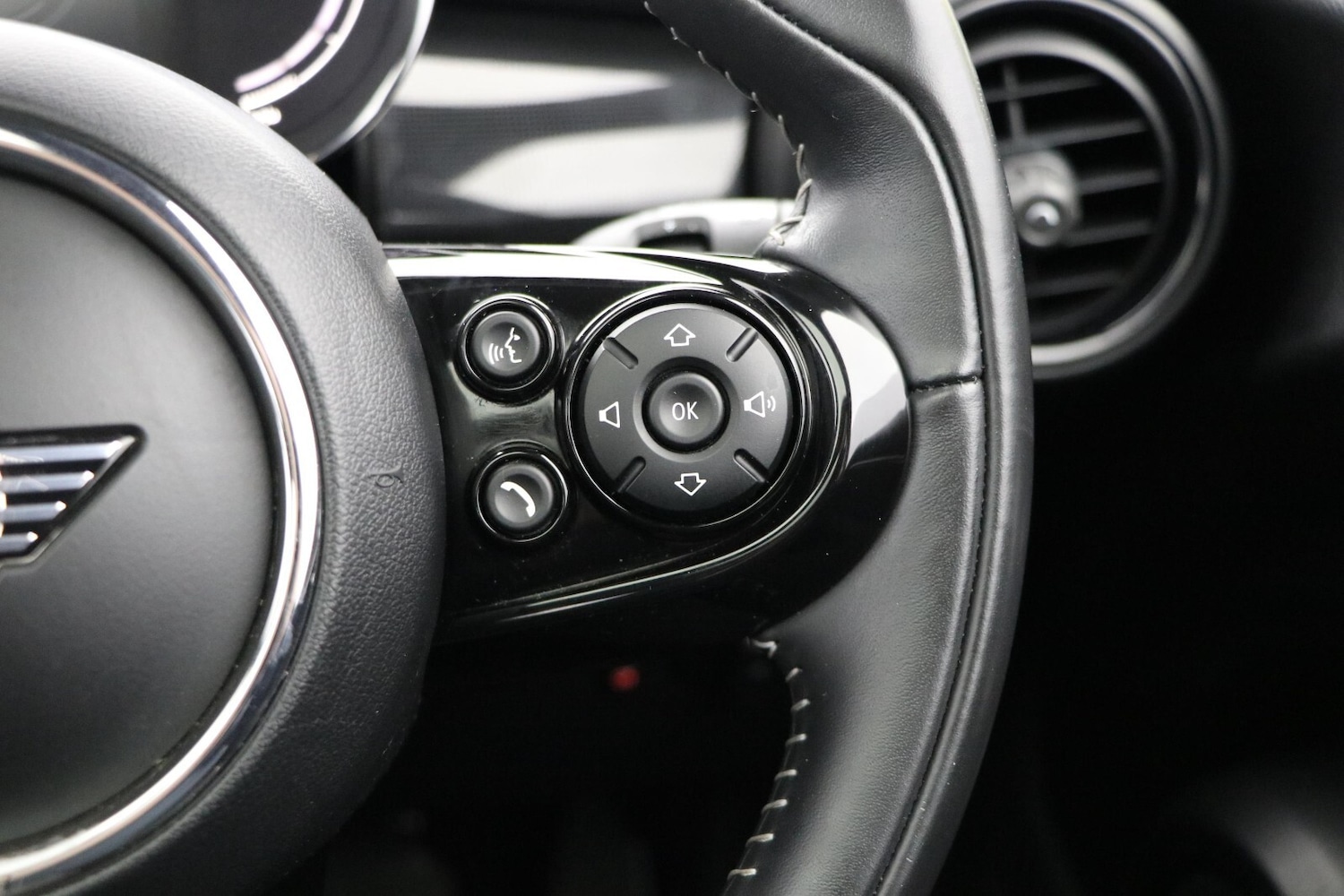 Used MINI Hatch 2020 for sale - 78108528: Photo 24