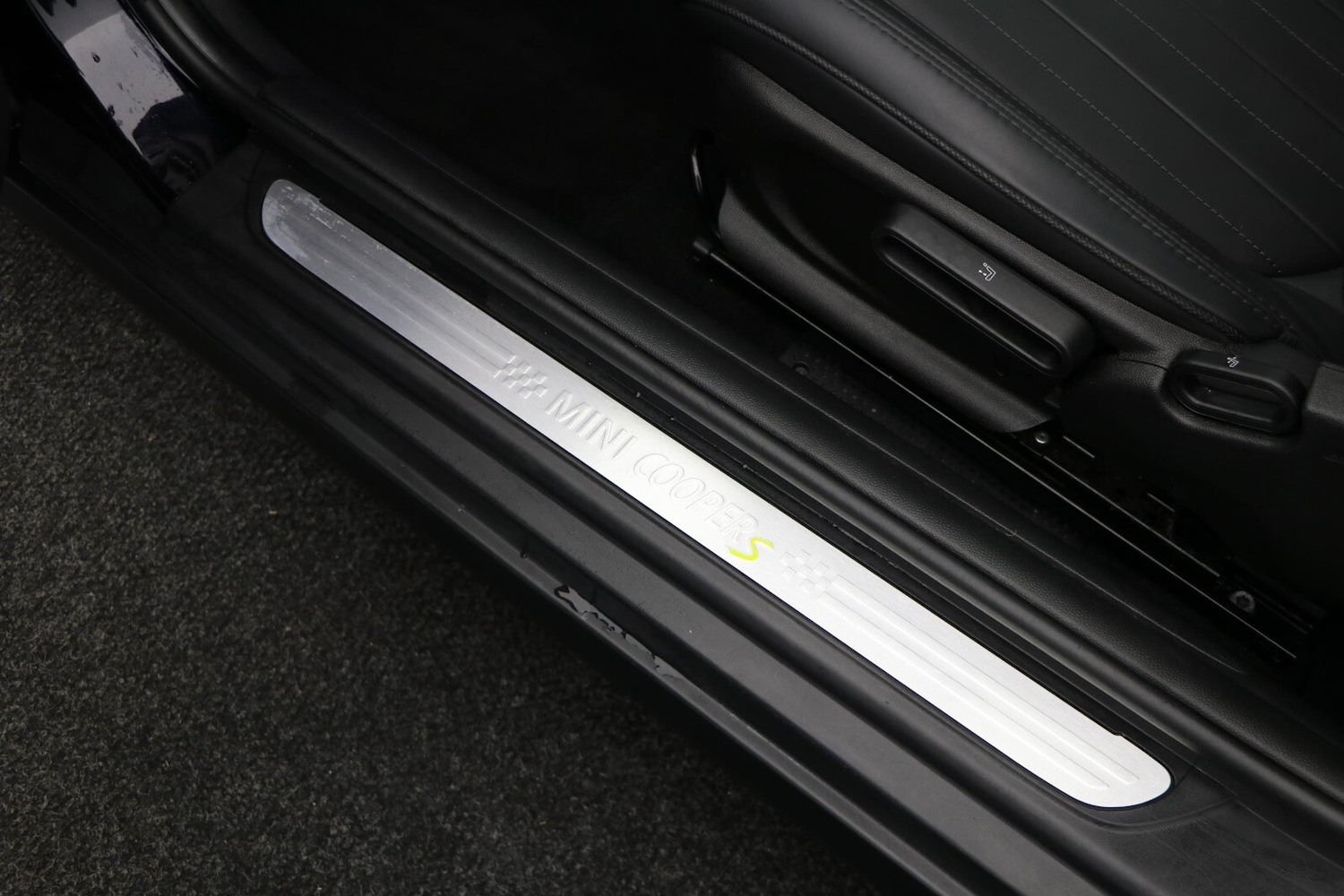 Used MINI Hatch 2020 for sale - 78108528: Photo 44