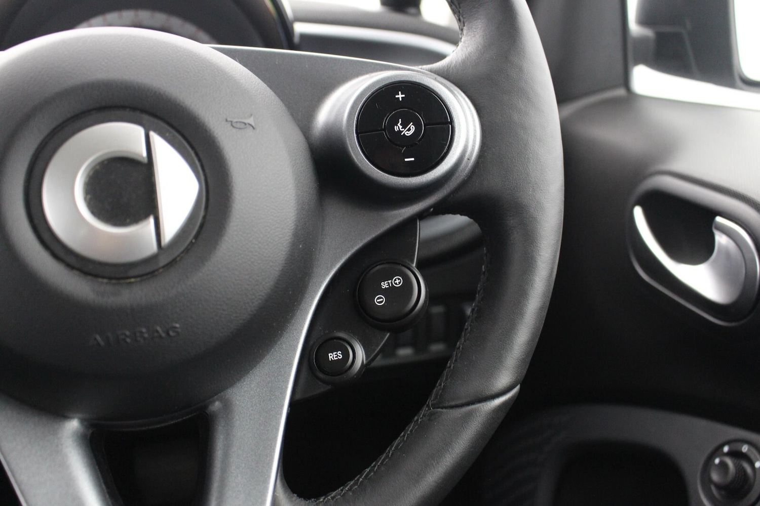 Used smart fortwo 2021 for sale - 76709577: Photo 18