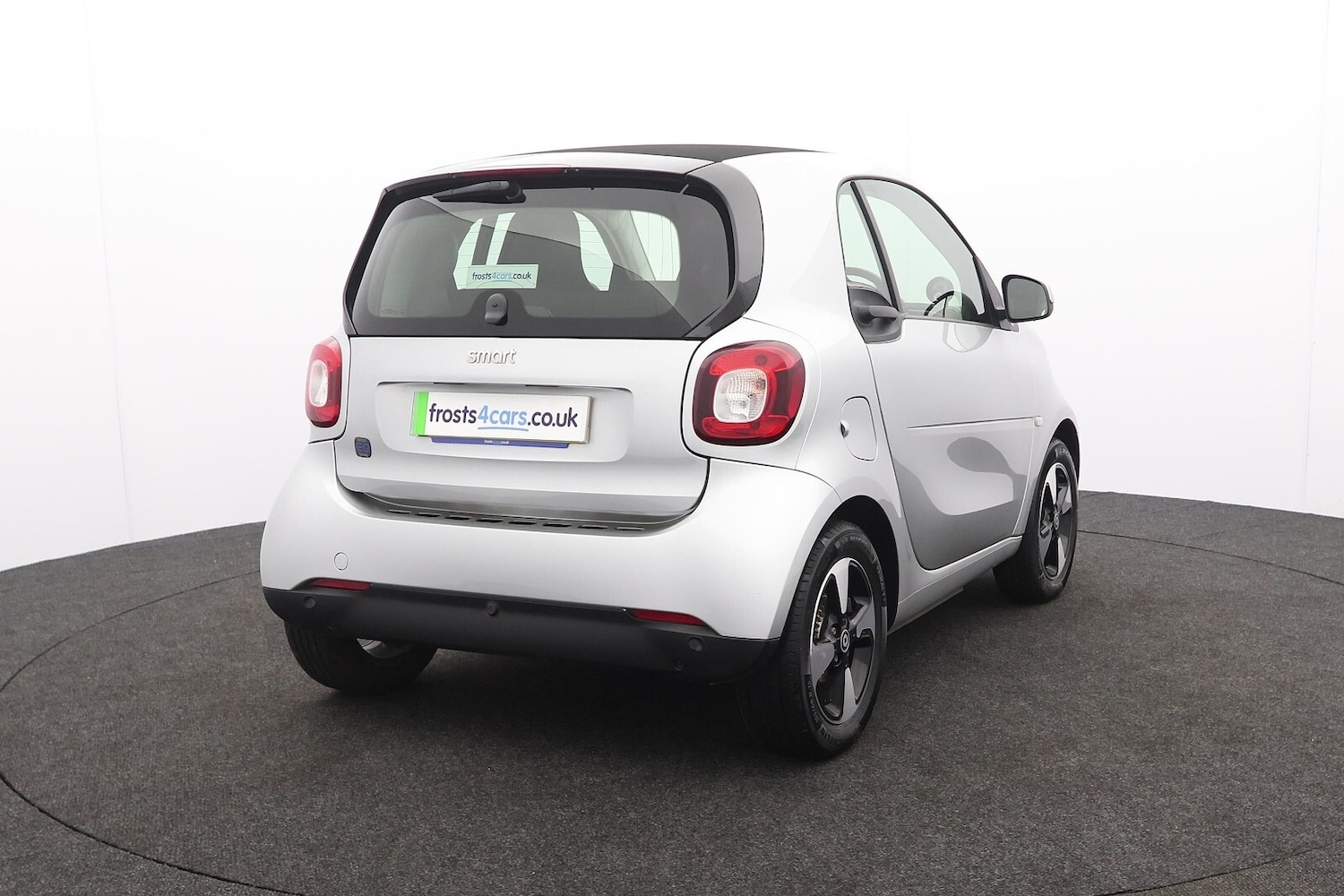 Used smart fortwo 2021 for sale - 76709577: Photo 3
