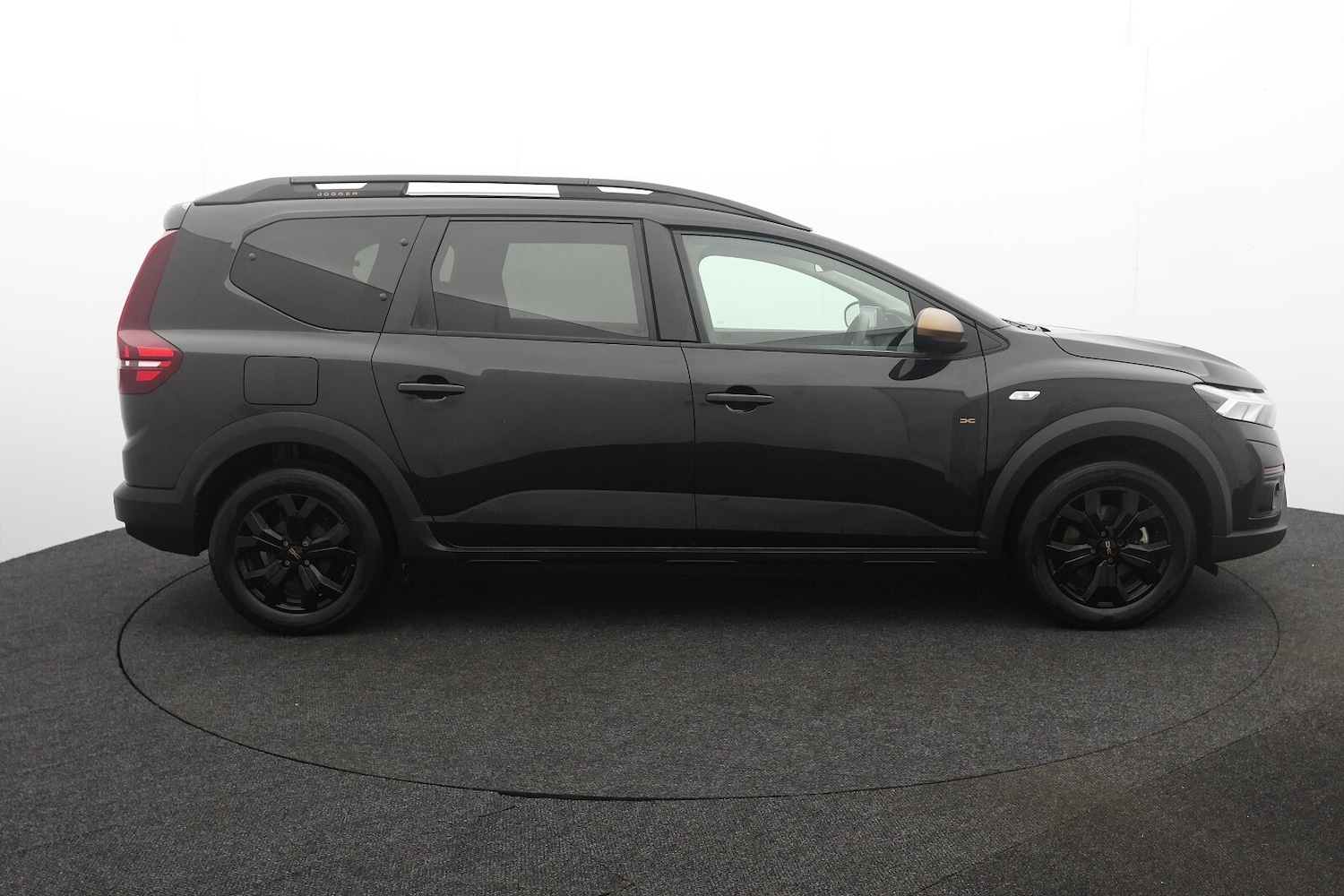 Used Dacia Jogger 2023 for sale - 77133902: Photo 2