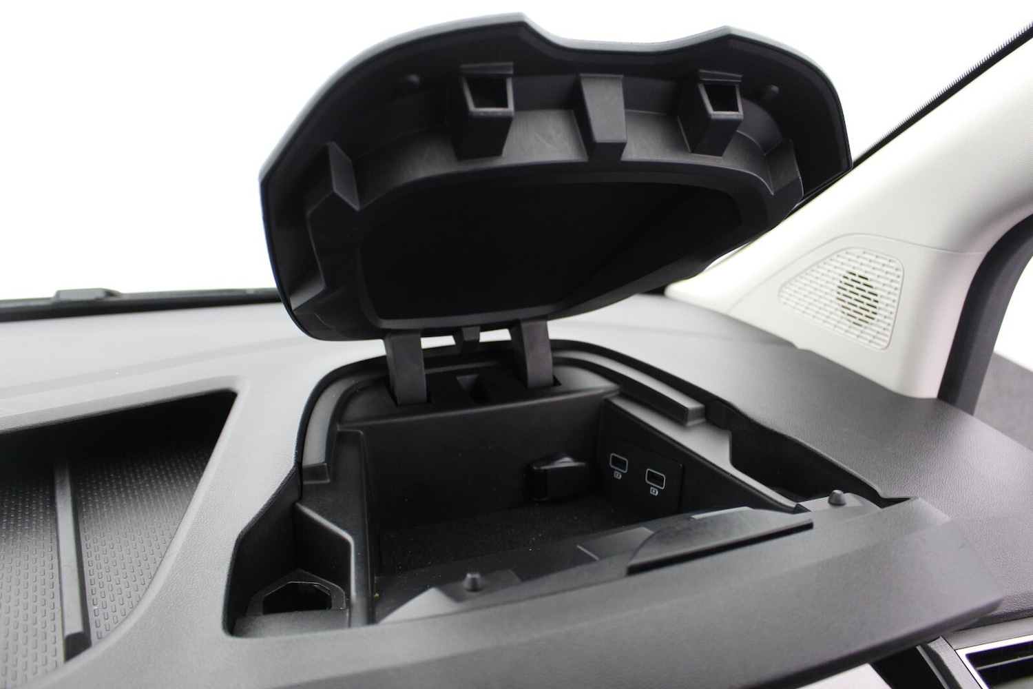 Used Nissan Other 2023 for sale - 76332138: Photo 29