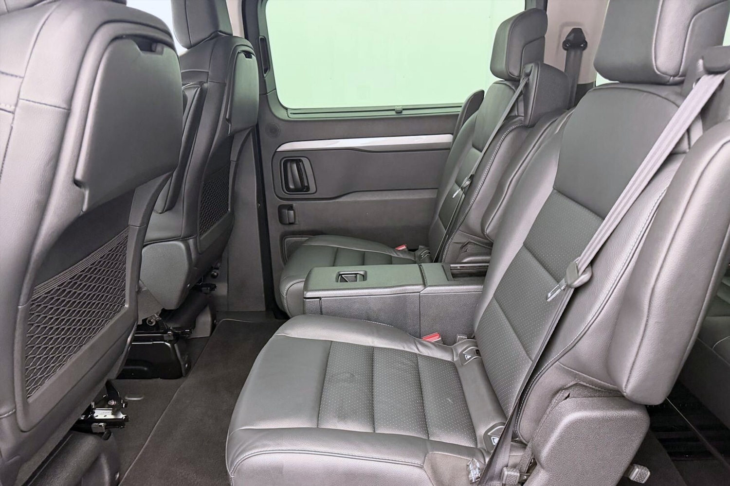 Used Peugeot Traveller 2024 for sale - 77035843: Photo 11