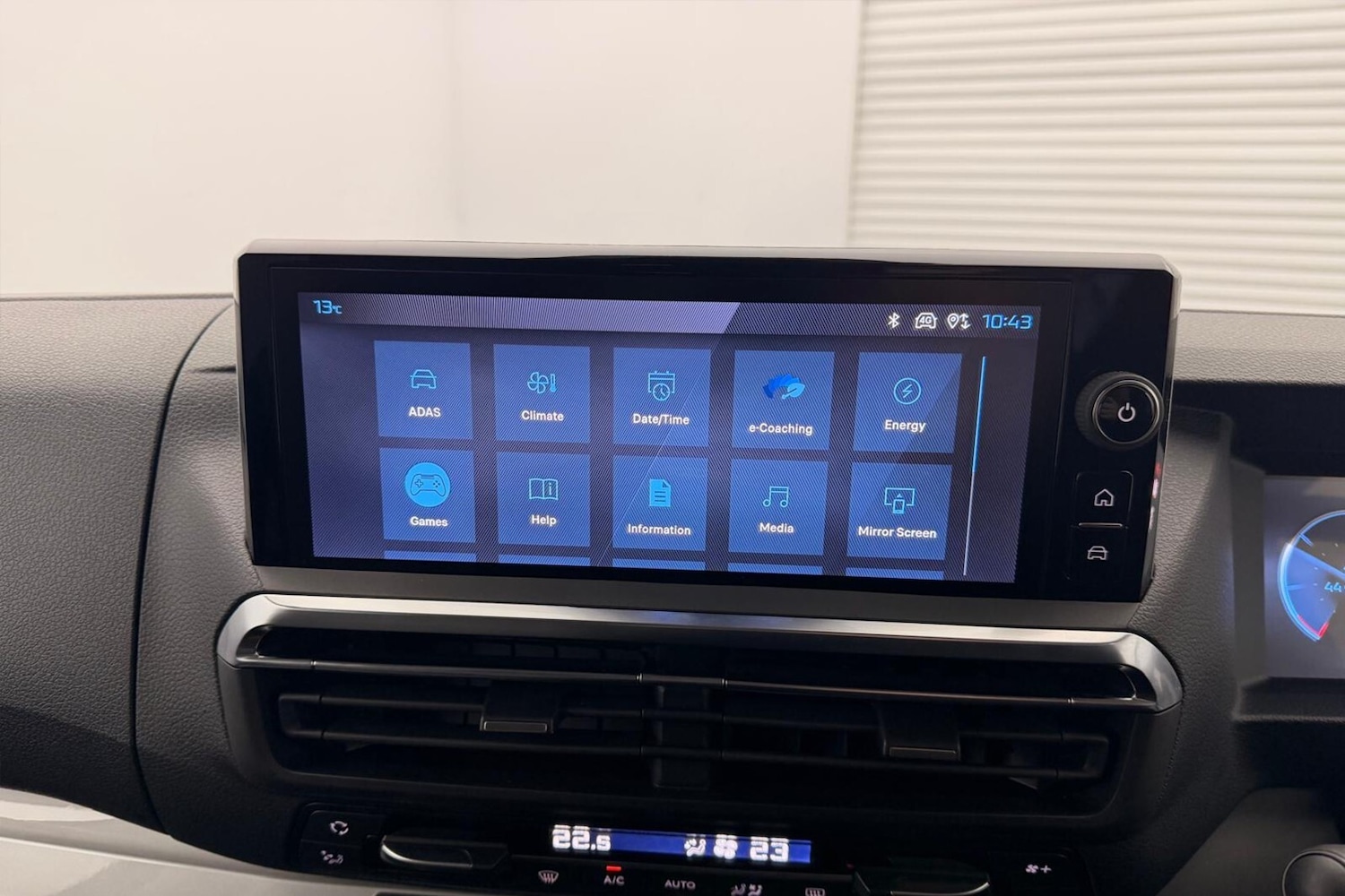 Used Peugeot Traveller 2024 for sale - 77035843: Photo 20