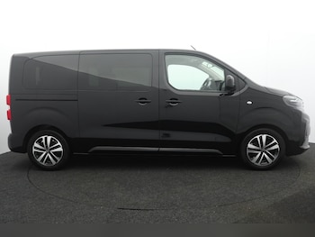 Used Peugeot Traveller 2024 for sale - 77035843: Photo