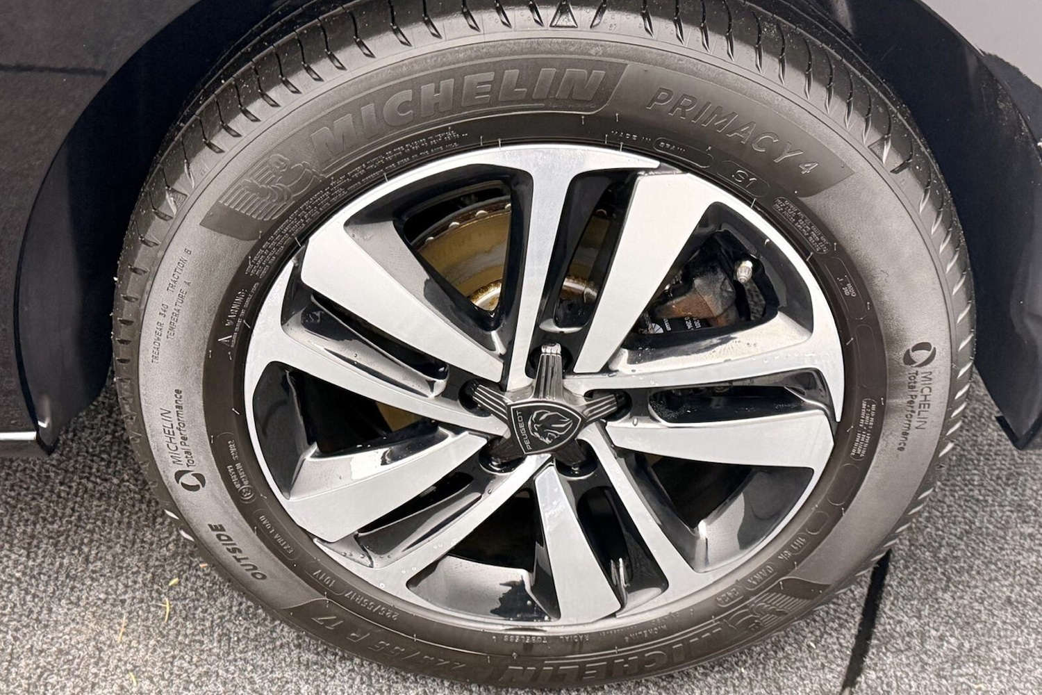 Used Peugeot Traveller 2024 for sale - 77035843: Photo 48