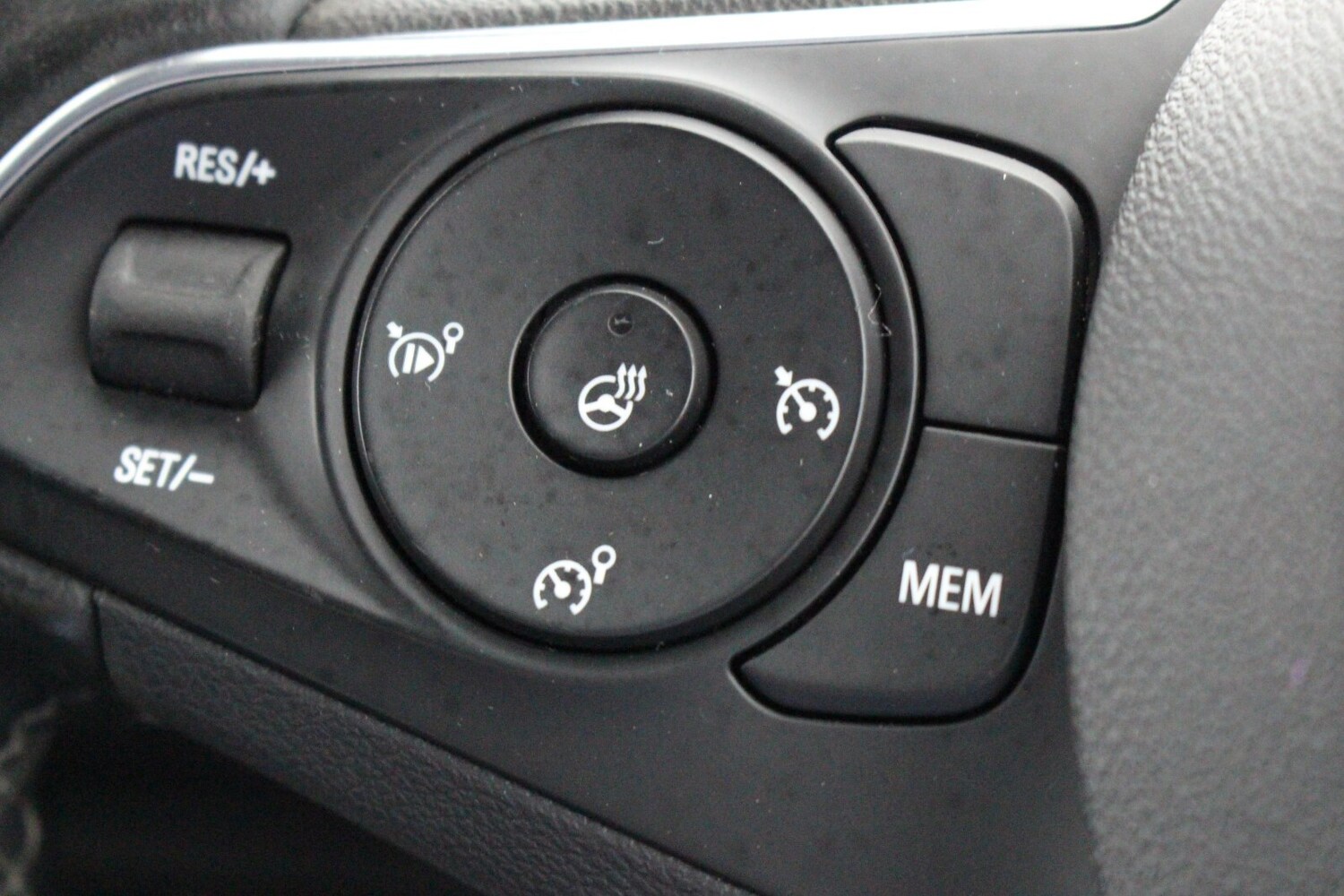 Used Vauxhall Crossland 2021 for sale - 78172595: Photo 17