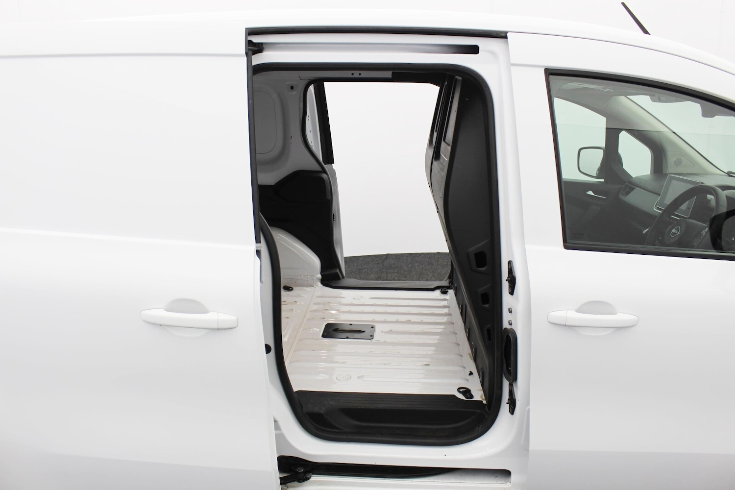 Used Nissan Other 2023 for sale - 78117729: Photo 14