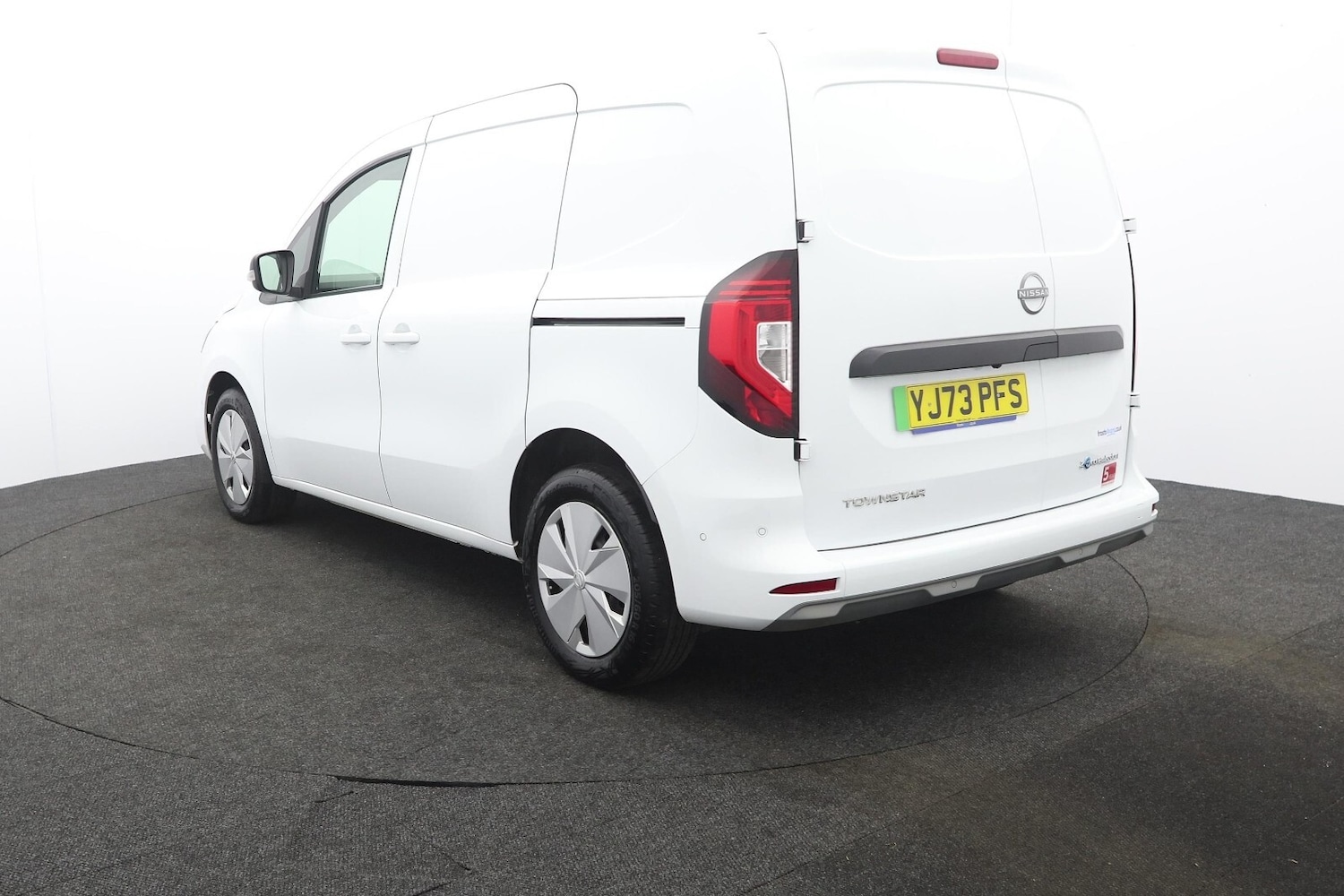 Used Nissan Other 2023 for sale - 78117729: Photo 3