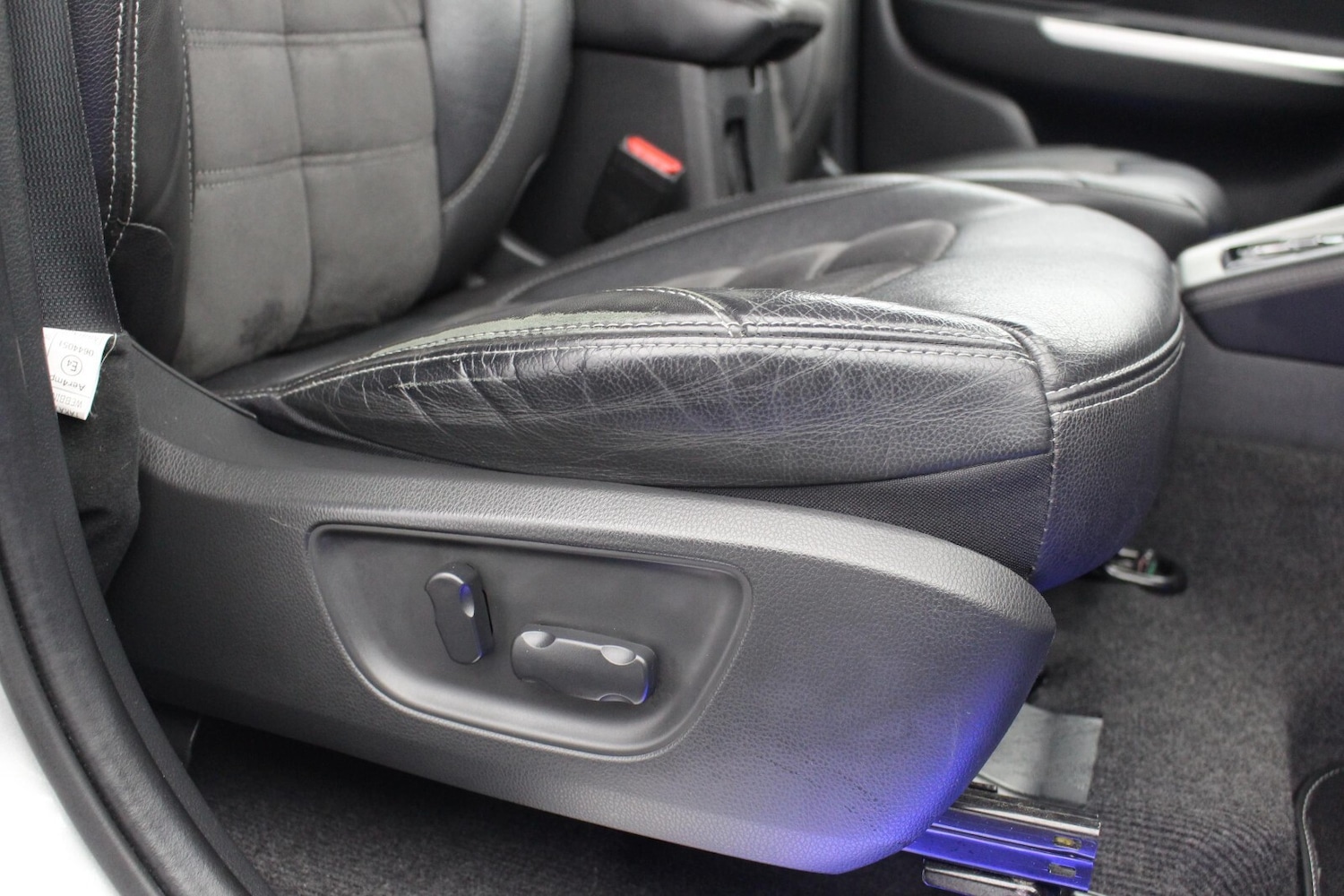 Used Mitsubishi L200 2020 for sale - 77988403: Photo 30