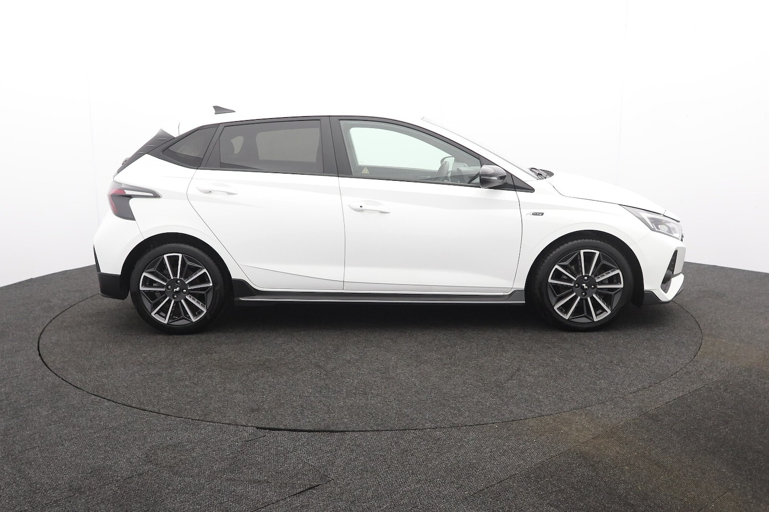 Used Hyundai i20 2024 for sale - 76960176: Photo 2
