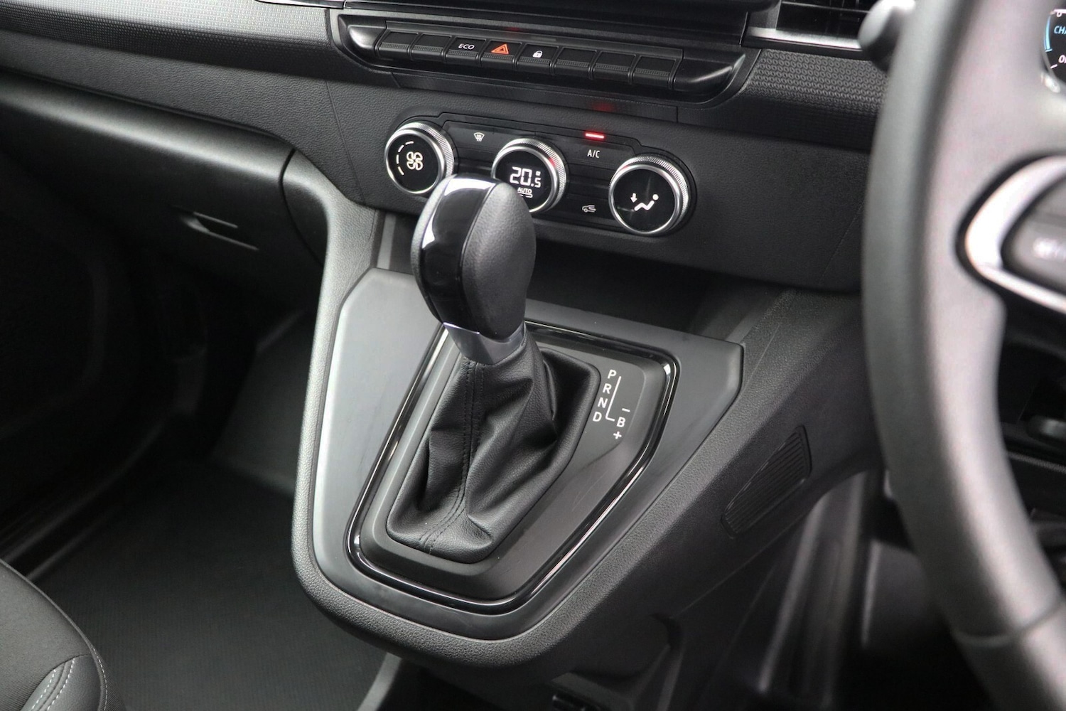 Used Renault Kangoo 2023 for sale - 77461710: Photo 17