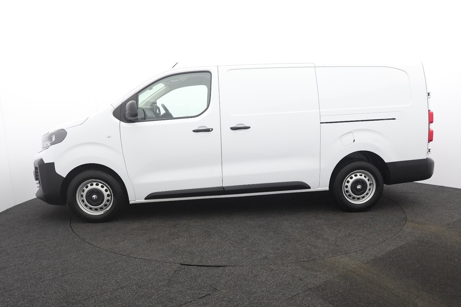 Used Vauxhall Vivaro 2024 for sale - 78088590: Photo 2