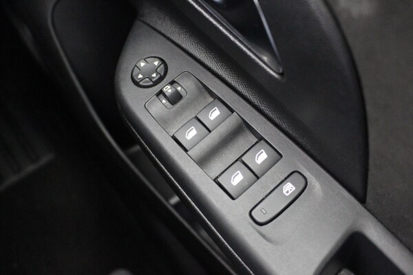 Used Vauxhall Corsa 2023 for sale - 75591034: Photo 24